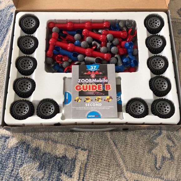 ZoobMobile Car Designer Kit - Picture 3 of 5